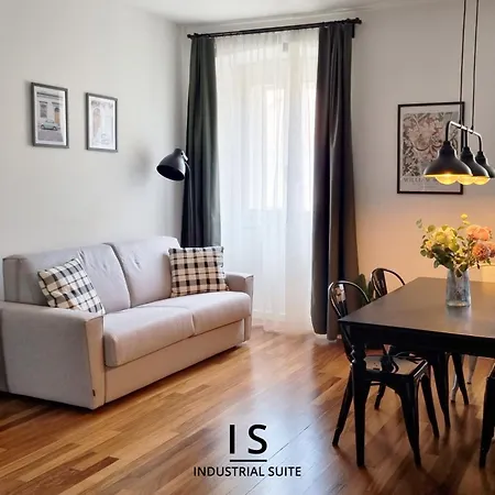 Industrial - Design & Silence In Viale Xx Settembre Apartament