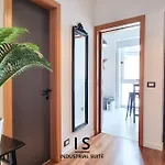 Industrial - Design & Silence In Viale Xx Settembre Trieste