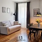 Industrial - Design & Silence In Viale Xx Settembre 公寓