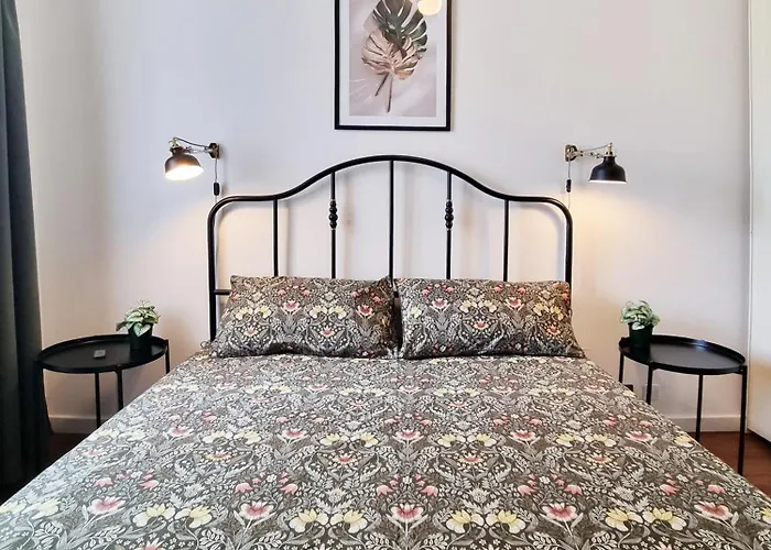 Industrial - Design & Silence In Viale Xx Settembre Terst